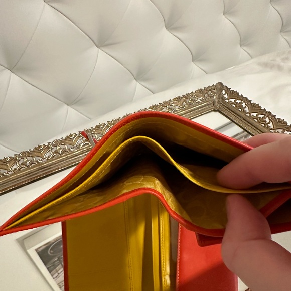 NWOT Orange Coach Leather Wallet !! - Picture 4 of 7